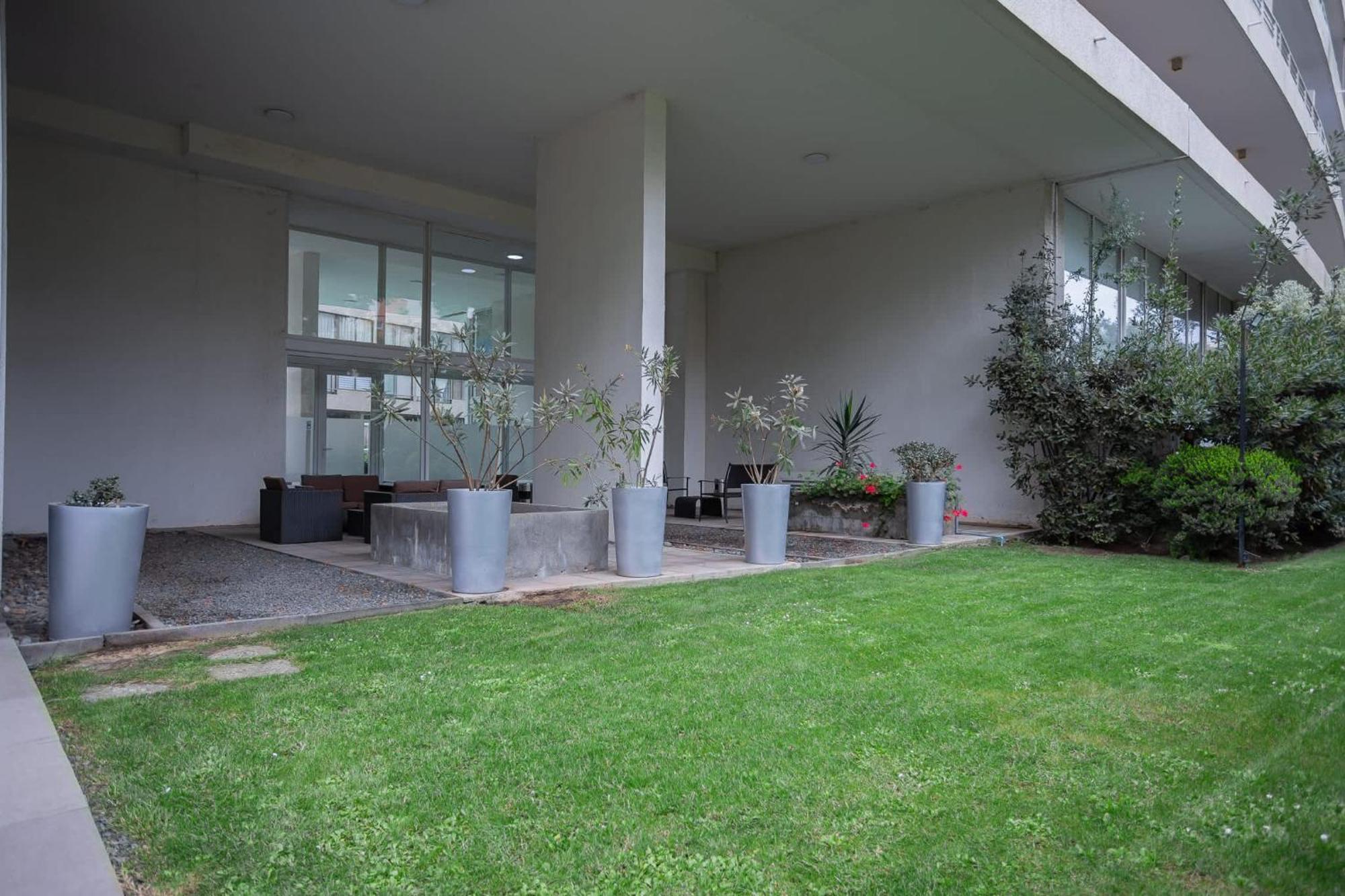 Apartamento Descubre El Encanto De Condes En Santiago