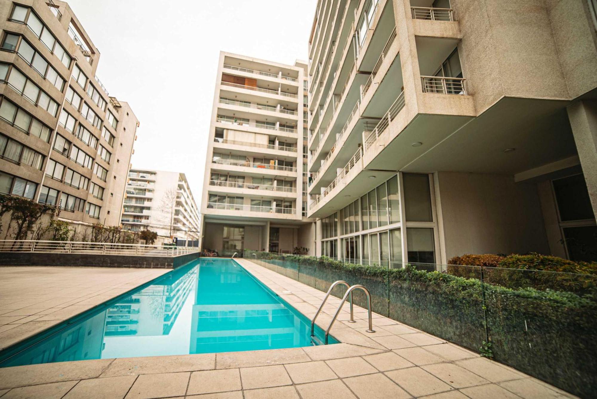 Descubre El Encanto De Condes En Apartamento Santiago